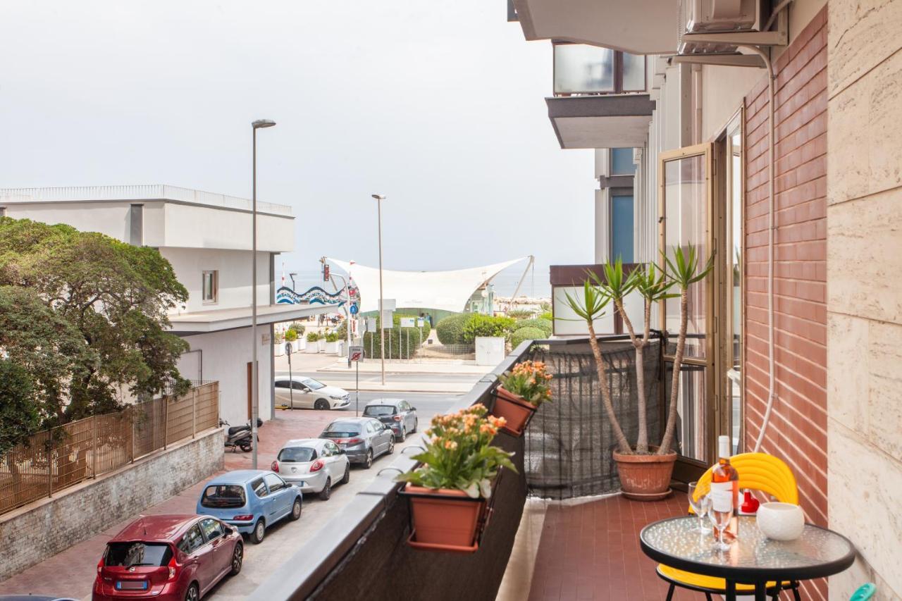 Pane & Pomodoro Beach Roomy Flat Bari Luaran gambar